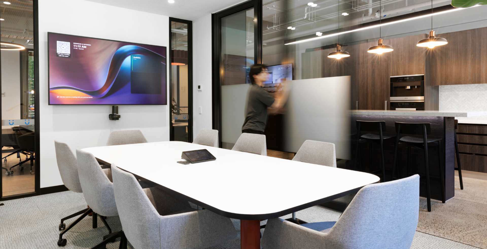 large meeting room with VC technology