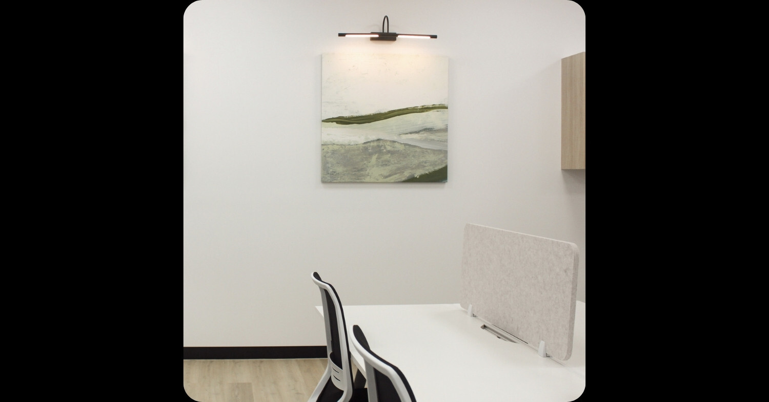 Contemporary front-of-house reception