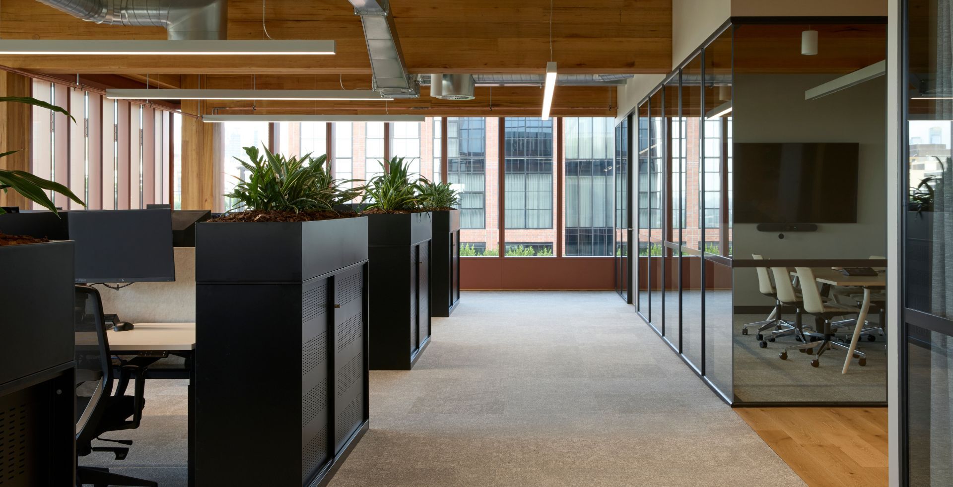 Interior Design Office Space for Continental Tires