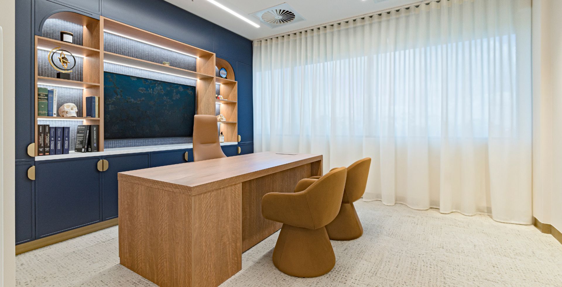 consultation room for surgical clinic