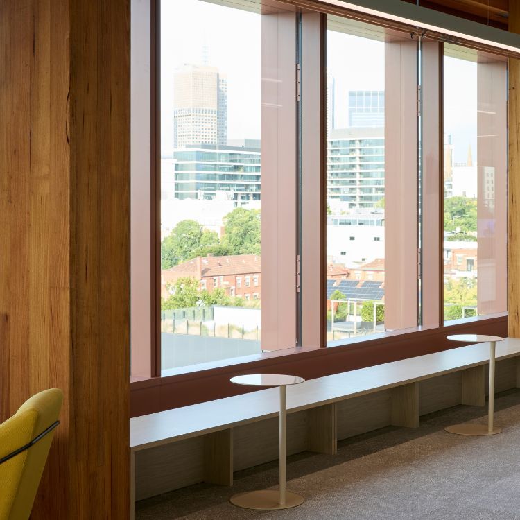 Commerical Offie Touchdown Space