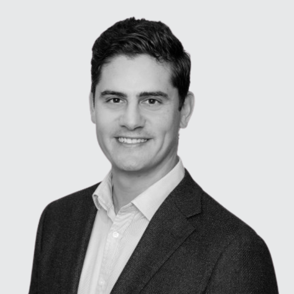 https://276458.fs1.hubspotusercontent-ap1.net/hubfs/276458/Dirk%20van%20Velden%20JLL%20B&W.png
