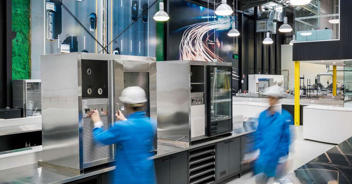 Modern laboratory design space