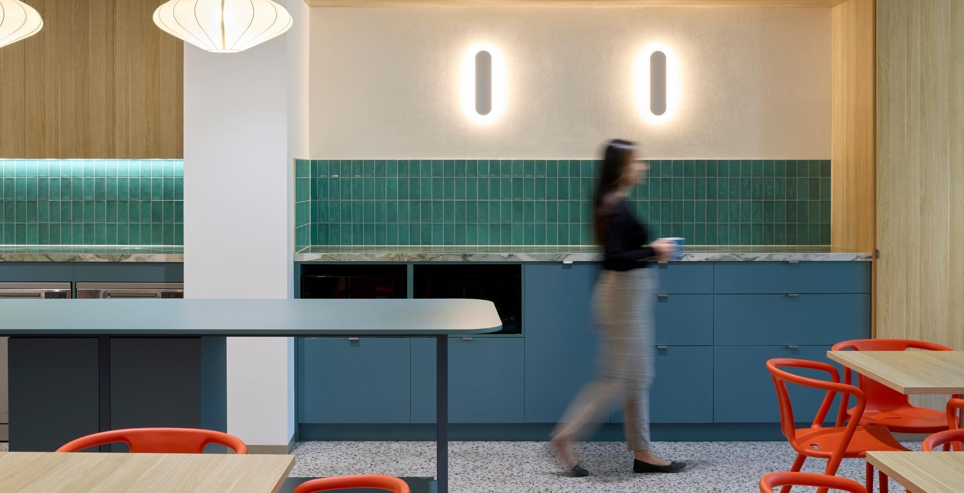 Modern kitchen breakout