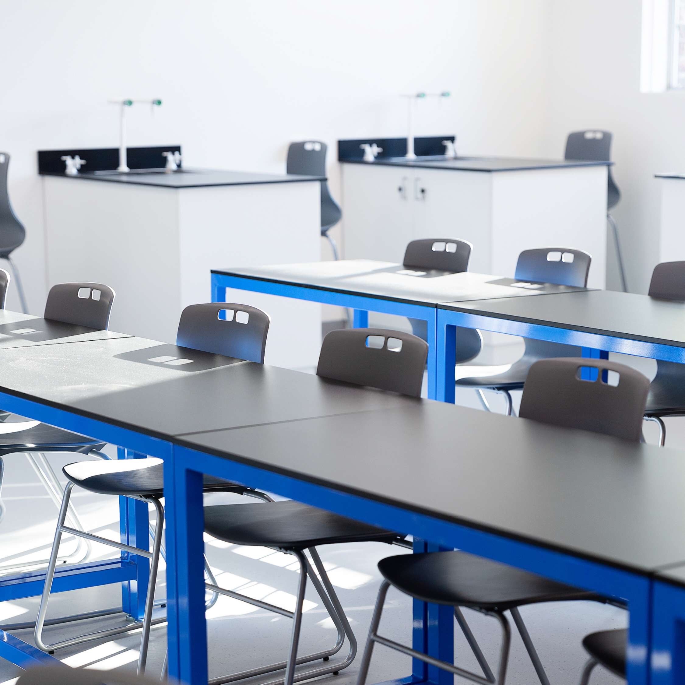 science lab classroom furniture