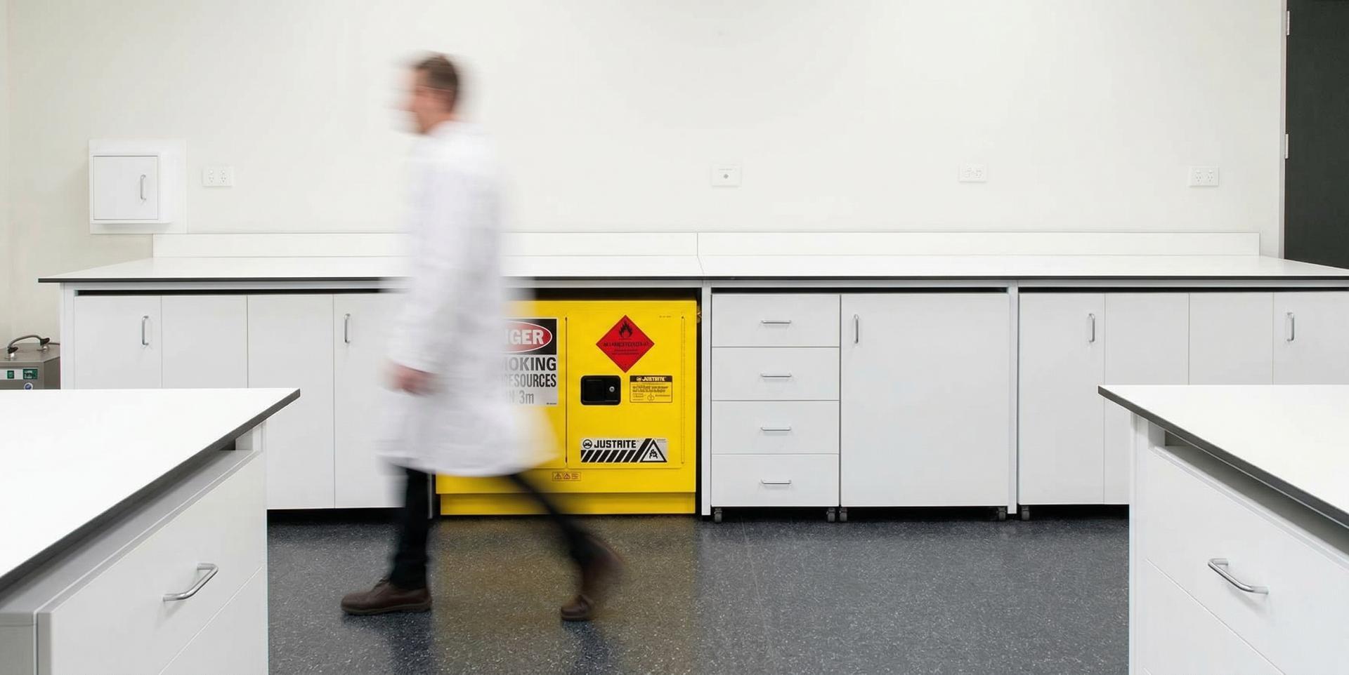 Woolcock medical lab designed by Amicus Labline