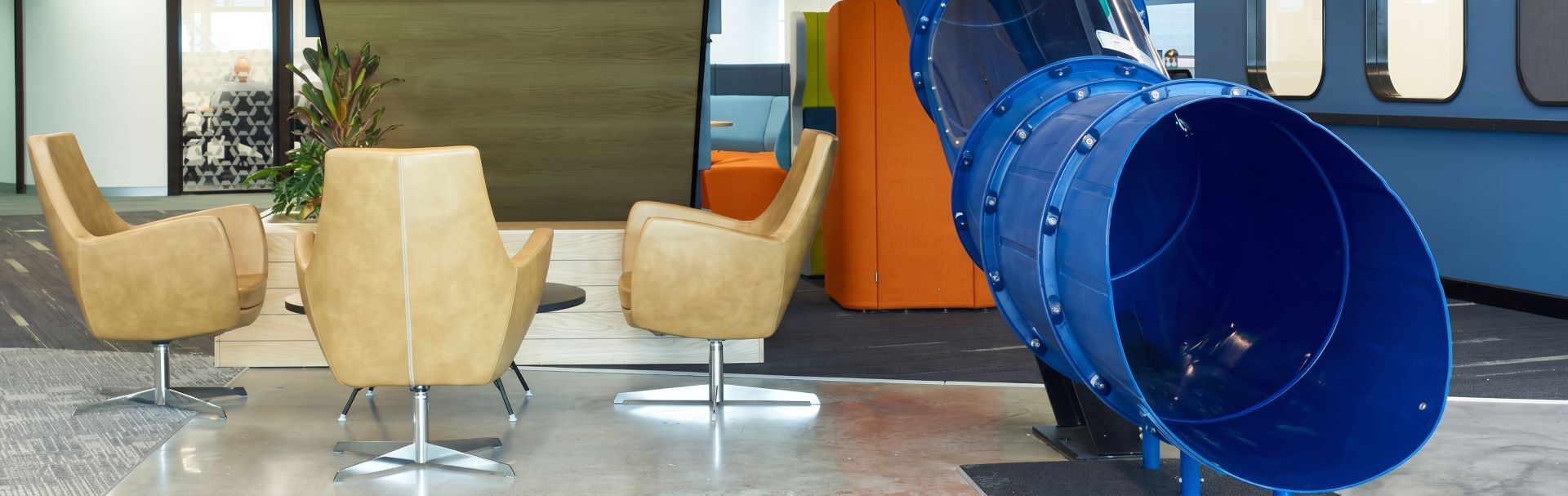 flight centre office slide