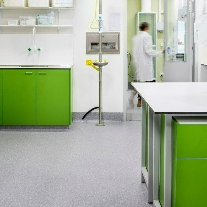 laboratory design by Amicus