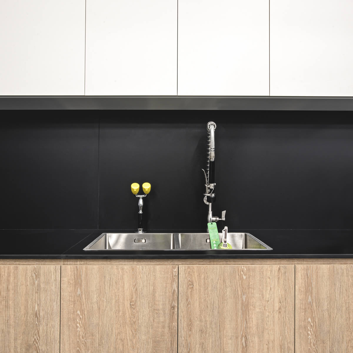 lab furniture detail